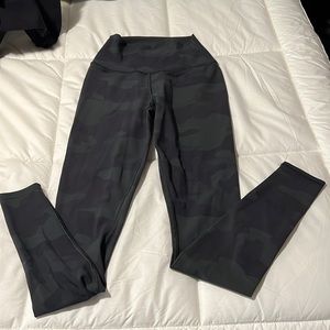 Alo Yoga High Rise Camouflage Leggings